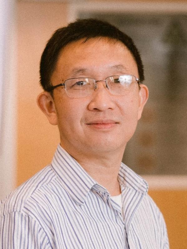 Dr. Li is the assistant director of CCBBI